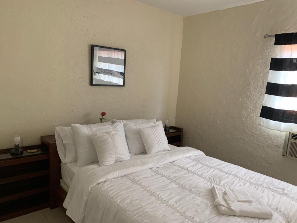 Cozy Private Room, Near The Airport - Free Parking - 01 Miami Exterior photo